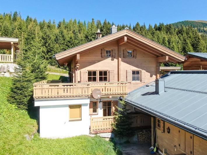 Chalet voor 8 personen, met tuin en uitzicht in Königsleiten