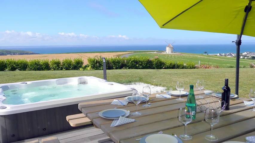 Location de vacances pour 8 personnes, avec jardin et jacuzzi à Telgruc-sur-Mer - 2
