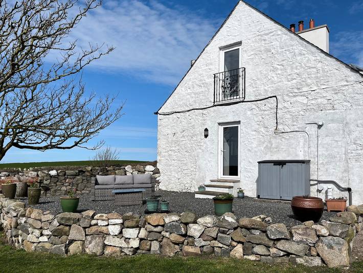 Log cabin for 2 people, with garden, with pets in Dumfries and Galloway