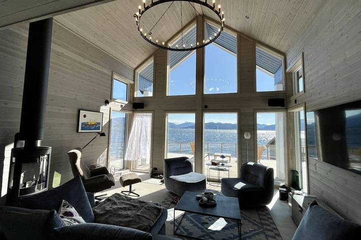 Ferienhaus für 8 Personen, mit Garten und Whirlpool sowie Terrasse in Kristiansund - 3