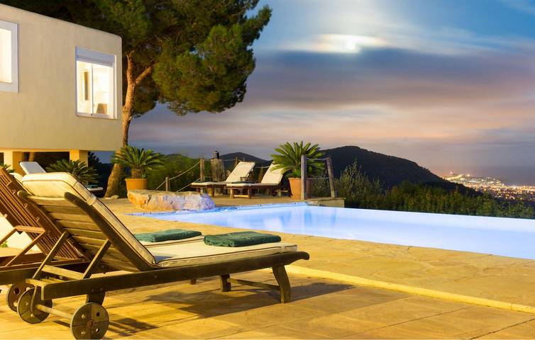 Apartment mit Meerblick, Pool und Parkplatz in Sant Josep de sa Talaia, Ibiza Süden