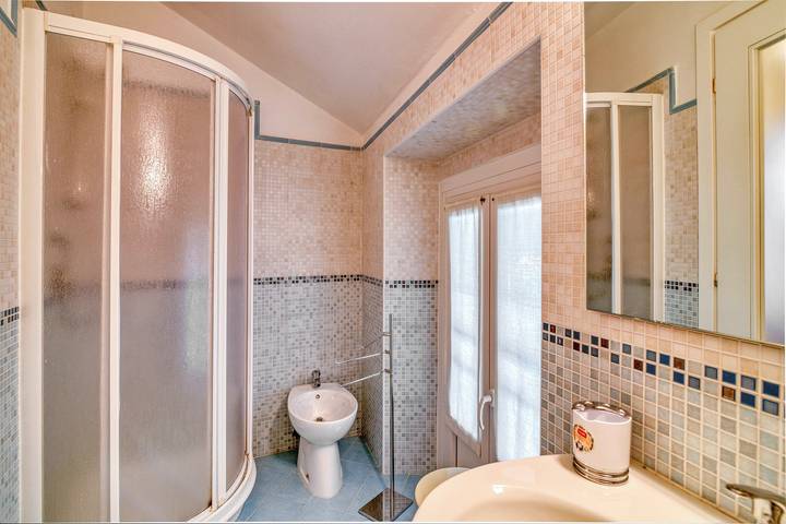 Appartement entier, Piccolo Mondo Antico: Stresa 2Br Apartment with Lake View in Stresa, Comune di Stresa