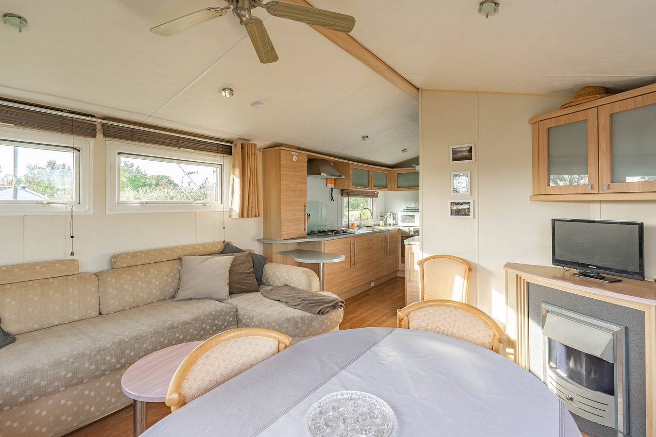Mobil-home '40 m², Proche de la Mer' avec Terrasse Privée et Jardin Privatif in Saint-Nazaire-sur-Charente, Région de Rochefort