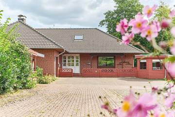Ferienhaus für 4 Personen, mit Garten und Terrasse in Lund (Husum)