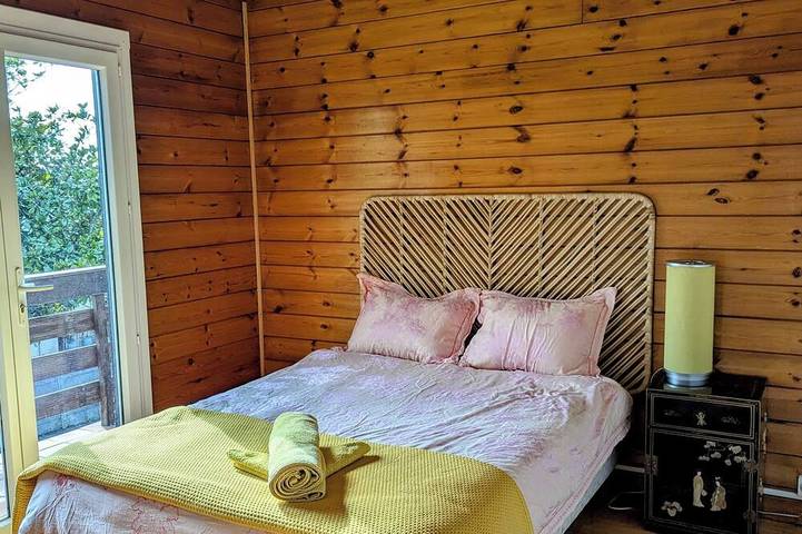 Gîte pour 4 personnes, avec balcon à Prignac-et-Marcamps - 2