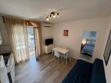 Ferienwohnung für 4 Personen, mit Terrasse in Lignano Pineta
