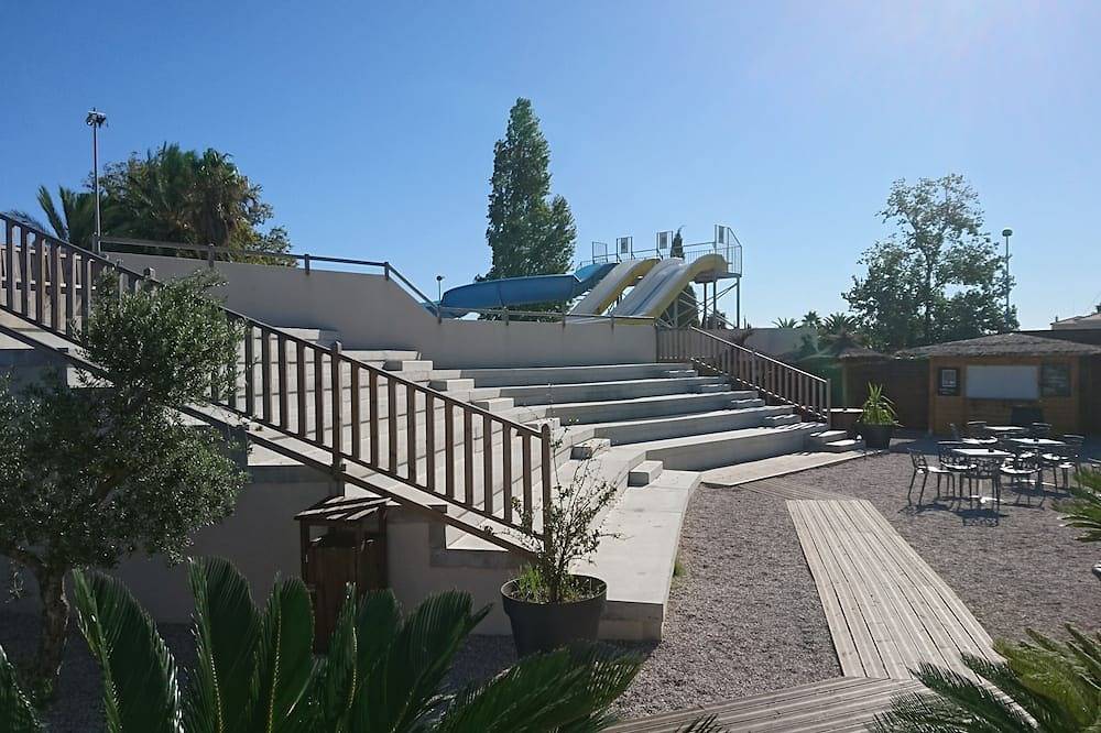 Mobil-home climatisé  pour 6 personnes Saint Cyprien Camping 4 étoiles in Saint-Cyprien, Côte méditerranéenne (France)