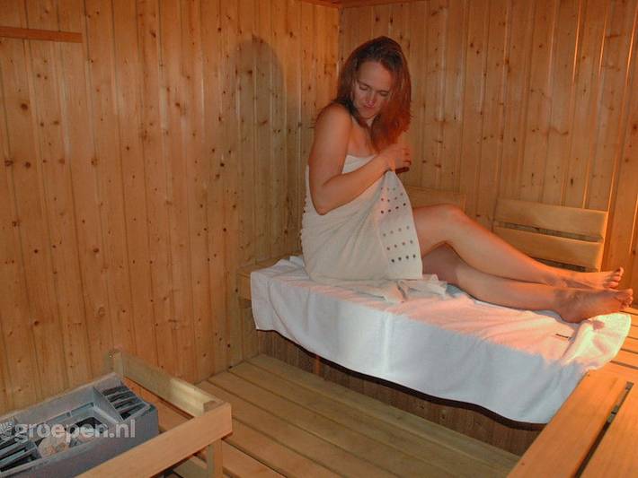 Ferienhaus für 30 Personen, mit Balkon/Terrasse und Terrasse sowie Sauna und Seeblick in Almere - 3