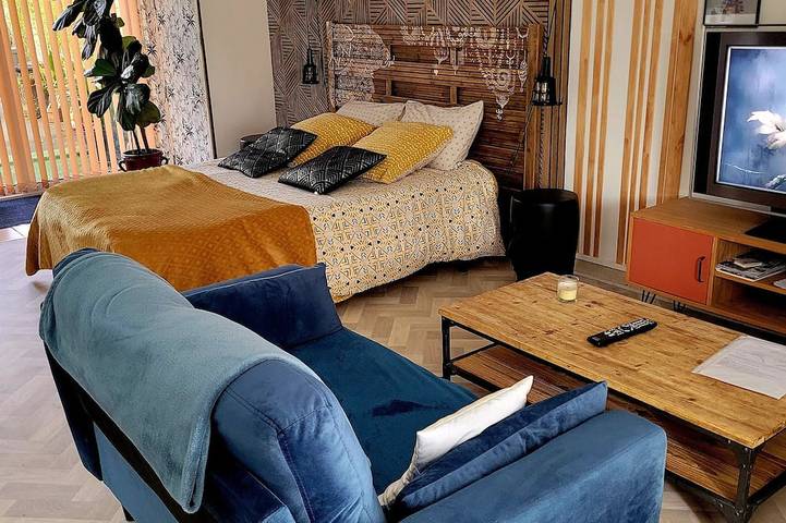 Gîte pour 2 personnes, avec jardin ainsi que jacuzzi et terrasse à Trélissac - 4