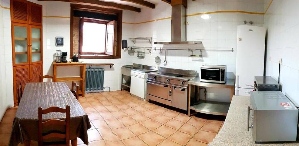 Casa rural para 23 personas, con jardín además de vistas y piscina en La Vera - 4