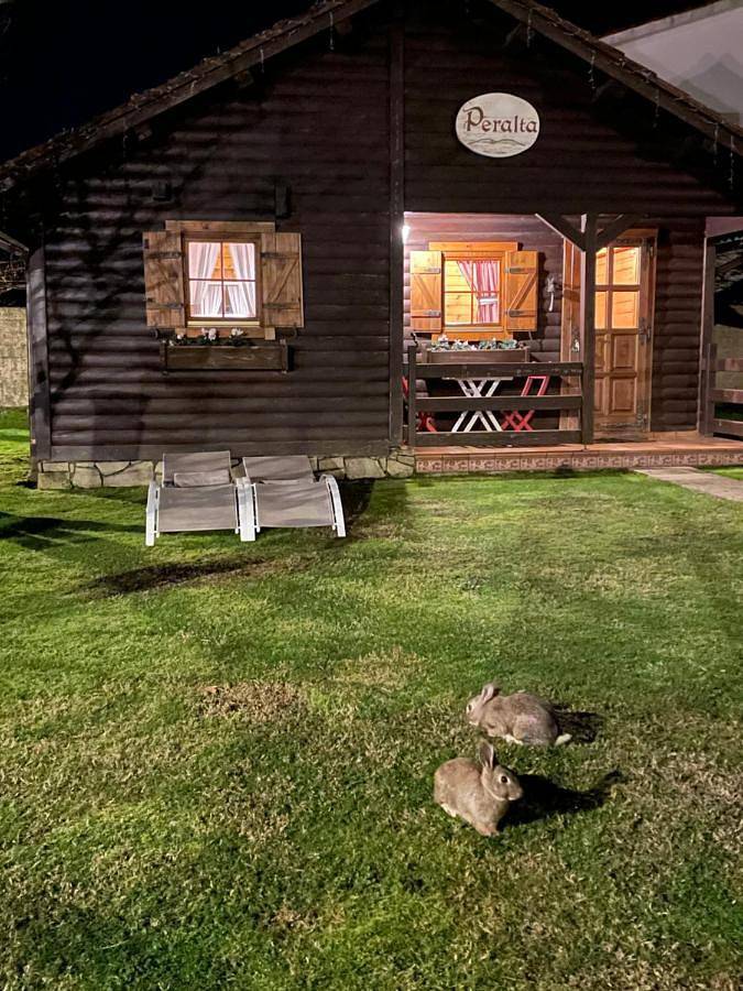 Casa rural para 5 personas, con vistas además de piscina y jardín, Familias con niños en Costa da Morte - 2