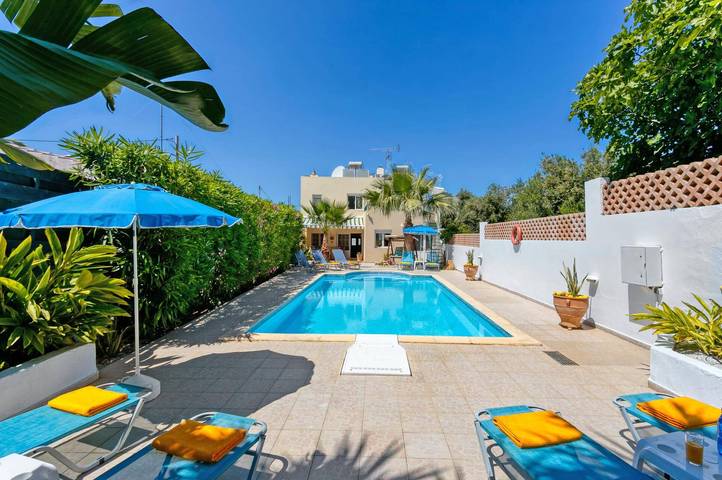 Villa pour 9 personnes, avec Jardin