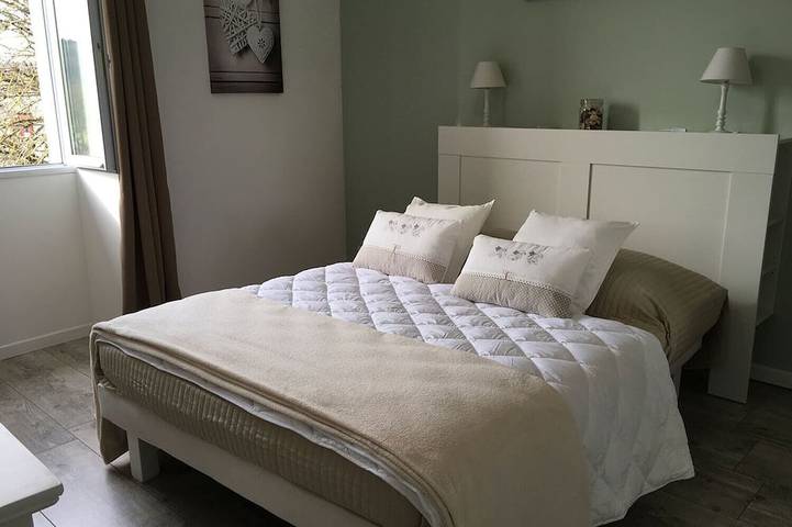 Location de vacances pour 12 personnes, avec piscine et jardin à Castelnau-de-Montmiral - 4