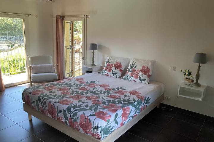 Belle Villa Avec Piscine Privée A Porto Vecchio in Porto-Vecchio, Sartène und Umgebung
