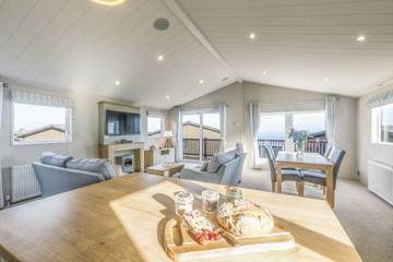Lodge for 4 People in Brixham, Torbay, Photo 3