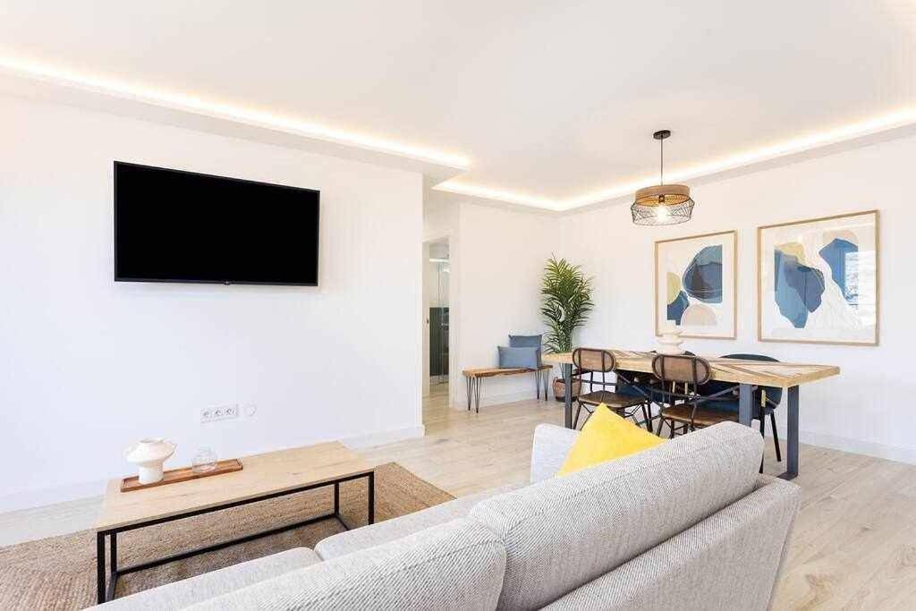 Appartement entier, Sunnyland apartment arona in Parque De La Reina, Arona