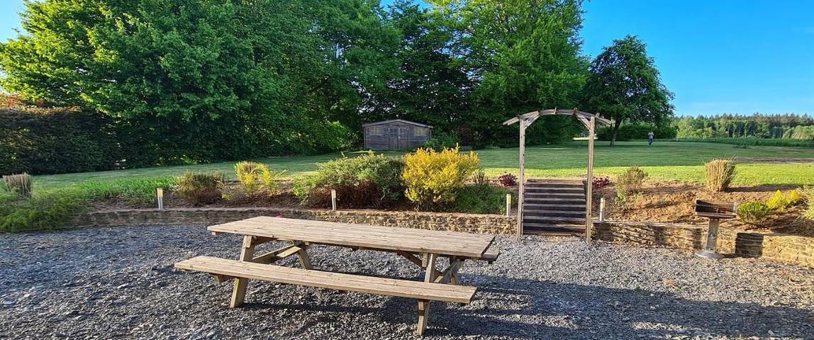 Location de vacances pour 8 personnes, avec jardin et vue, animaux acceptés dans Sainte-Cécile (Florenville) - 4