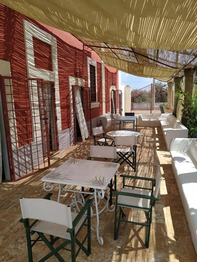 Double Room with Private Bathroom in Casarano, Golfo di Taranto