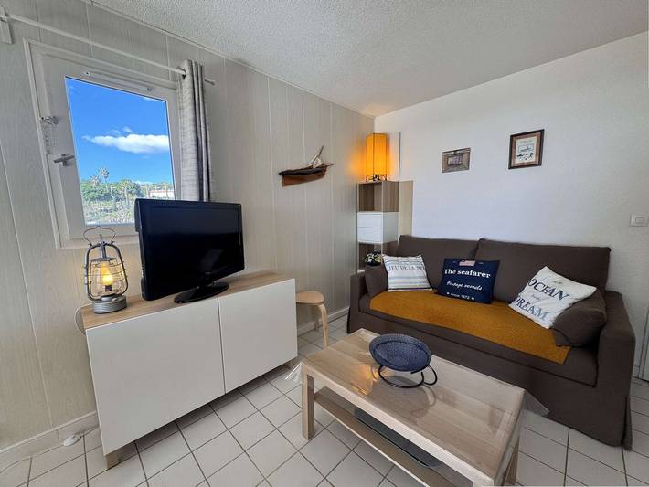 Gîte pour 6 personnes, avec Terrasse dans La Coudoulière - 3