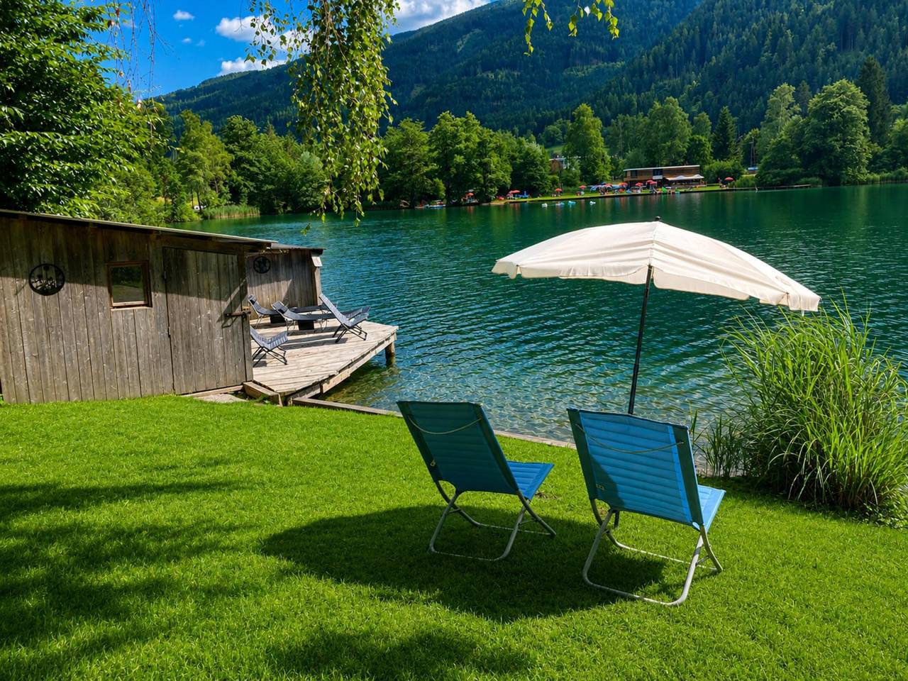 Ganze Wohnung, Ferienwohnung mit Privatstrand an einem Alpensee in Feld am See, Villach-Land