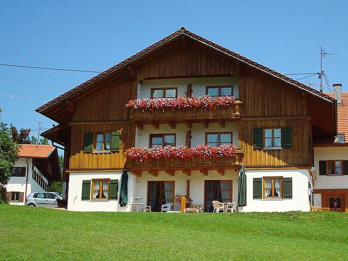 Ferienhaus für 3 Personen, mit Balkon und Garten am Weißensee