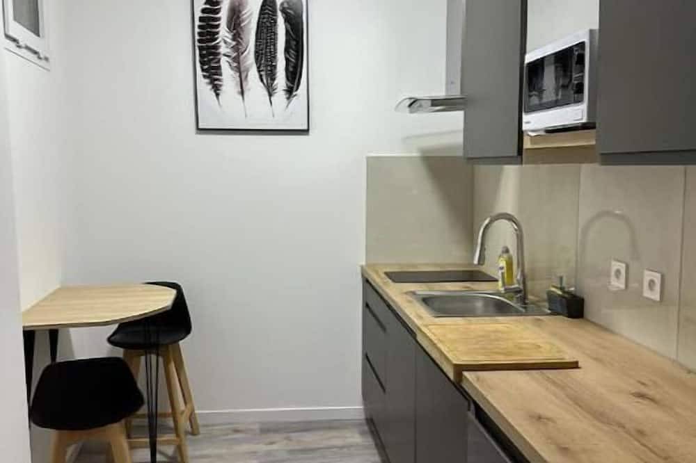 Entire apartment, Rhône Studio in Viviers, Privas