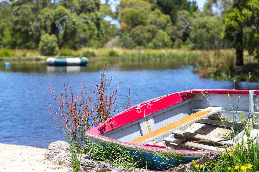 Warrawong Group Lodge - Iluka Retreat in Red Hill South, Mornington Peninsula