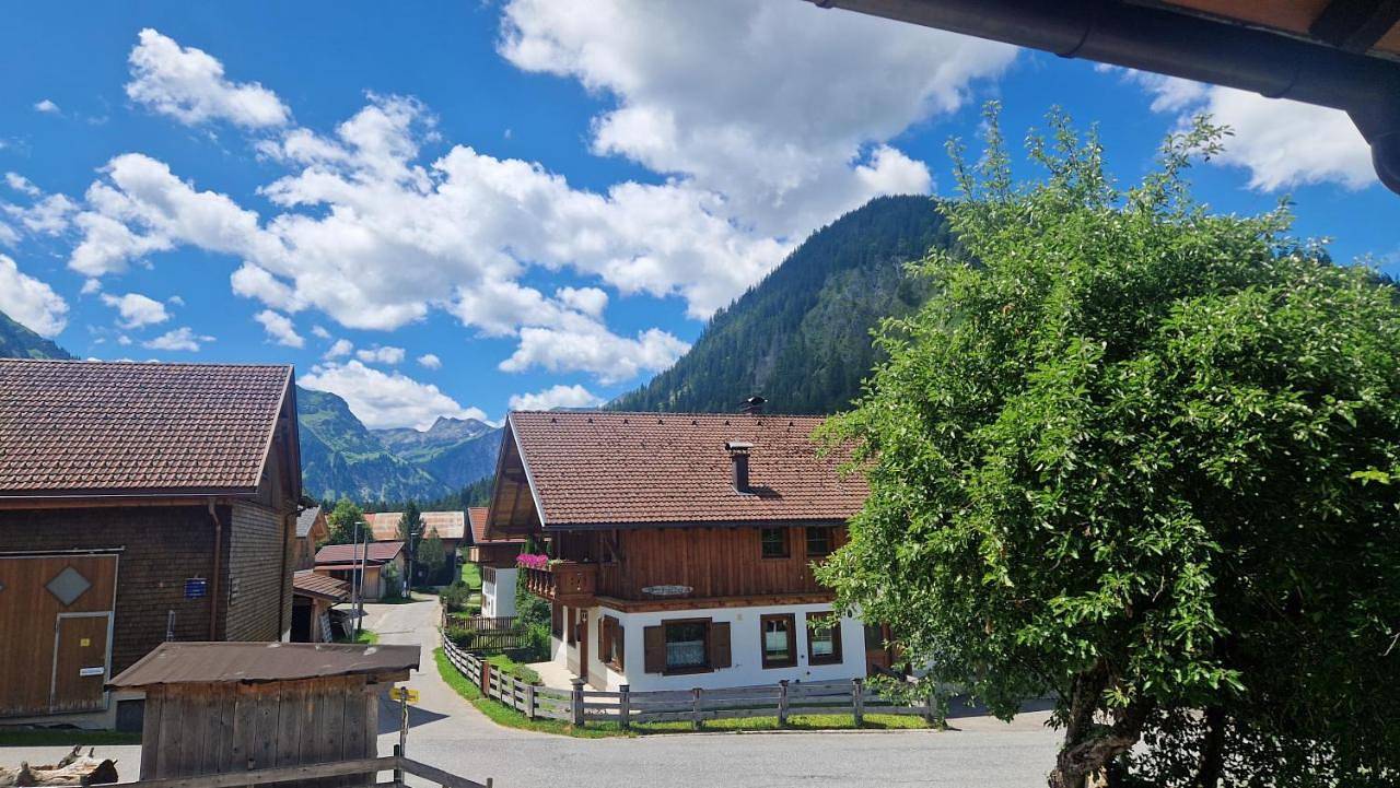 Pension Bergheim in Tannheim (Tirol), Allgäuer Alpen (Österreich)