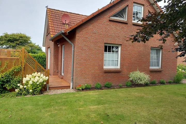 Ferienwohnung für 5 Personen, mit Terrasse und Garten in Großefehn