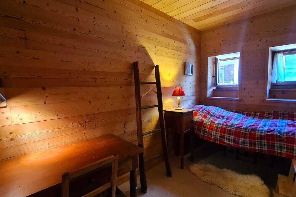 Beautiful wooden apartment - in the heart of the Queyras Natural Park - Aiguilles in Abriès, Queyras