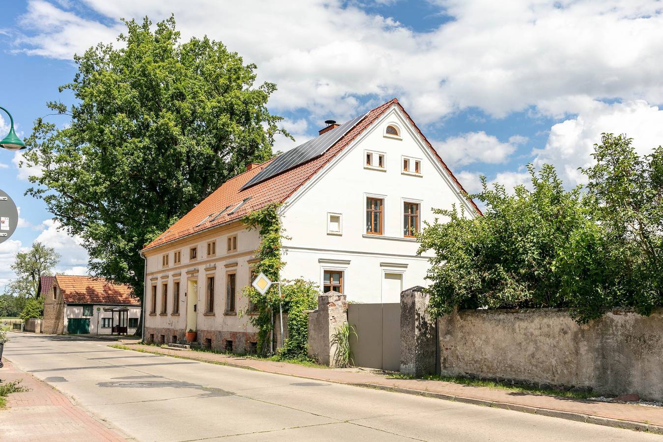 Ganze Wohnung, Ferienwohnung 'Kleine Mit Garten' mit gemeinsamer Terrasse, gemeinsamem Garten und Wi-Fi in Lindow, Ruppiner Seenland