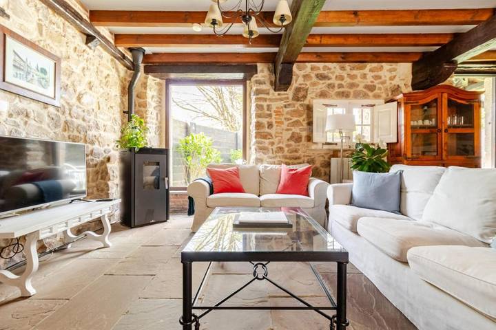 Casa rural para 7 personas, con Balcón y Terraza además de Jardín y Vistas en Valle de Cabuérniga
