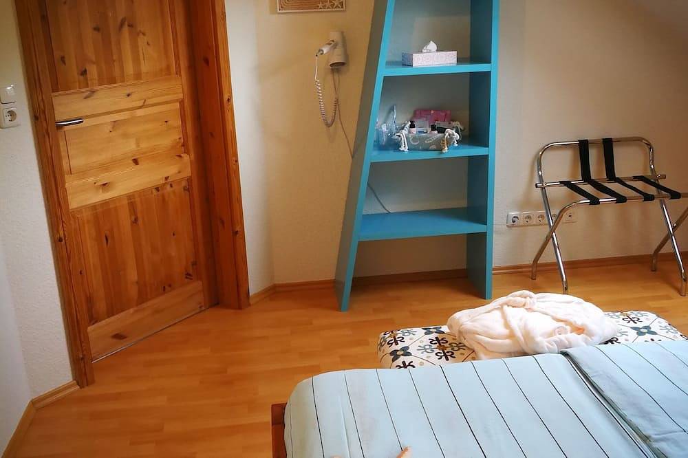 Ganze Wohnung, Doppelzimmer für 2 Gäste mit 15m² in Steenfeld in Steenfeld, Rendsburg-Eckernförde