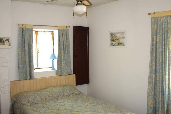 Location de vacances pour 4 personnes, avec terrasse à Les Eyzies-de-Tayac-Sireuil - 2