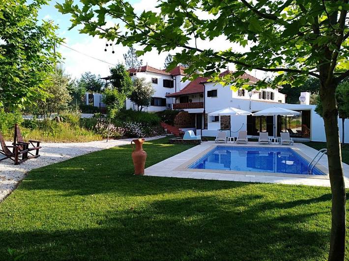 Casa de férias para 4 pessoas, com Terraço e Jardim e ainda Piscina em Pedrógão Grande