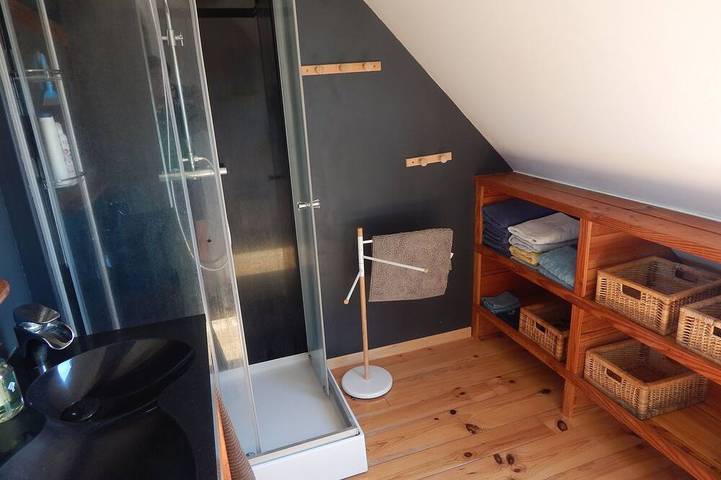 Location de vacances pour 5 personnes, avec terrasse et jardin à Beuzec-Cap-Sizun - 4