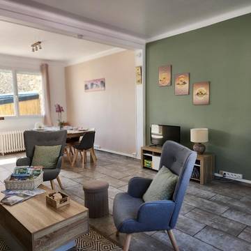 Gîte pour 6 personnes, avec jardin, adapté aux familles à Lessay