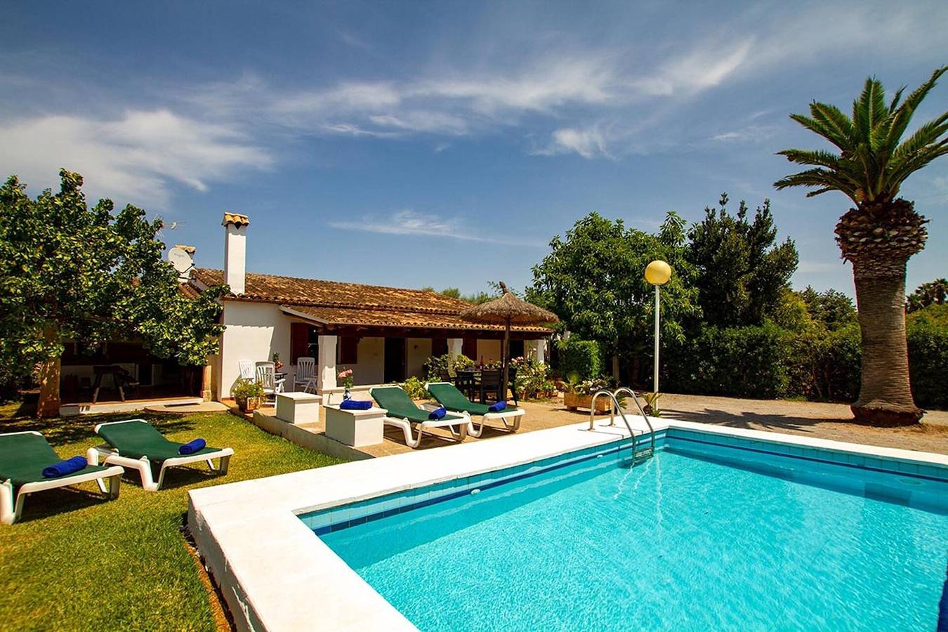 Villa 'Paparri' com piscina privada, Wi-Fi e ar condicionado in Pollença, Majorca (Norte)