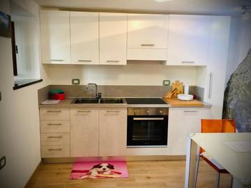 Gîte pour 2 personnes, avec balcon et vue, adapté aux familles à Canal San Bovo