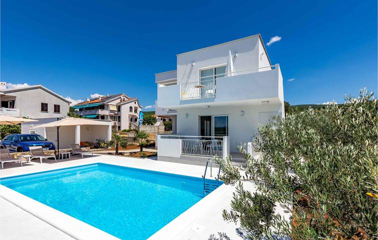 Ferienhaus für 10 Personen, mit Terrasse und Pool, mit Haustier in Punat - 3