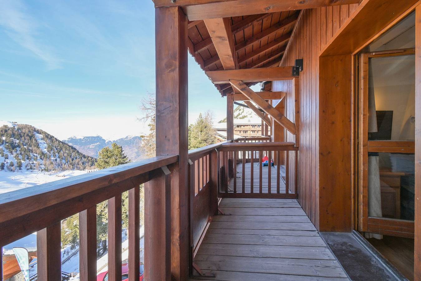 Ganze Wohnung, Appartement 'Lesetoilesdelaplagne Chalet 17' mit Bergblick und Balkon in Belle Plagne, La Plagne-Tarentaise