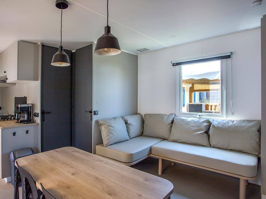 Camping La Trévillière - Stacaravan 6 personen - Caraibes - 2 slaapkamers - Tv in Bretignolles-sur-Mer, Loiredal