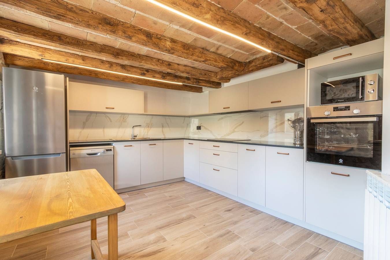 Landhaus 'El Molí' mit Bergblick, privater Terrasse und Wlan in Navès, Lleida Provinz