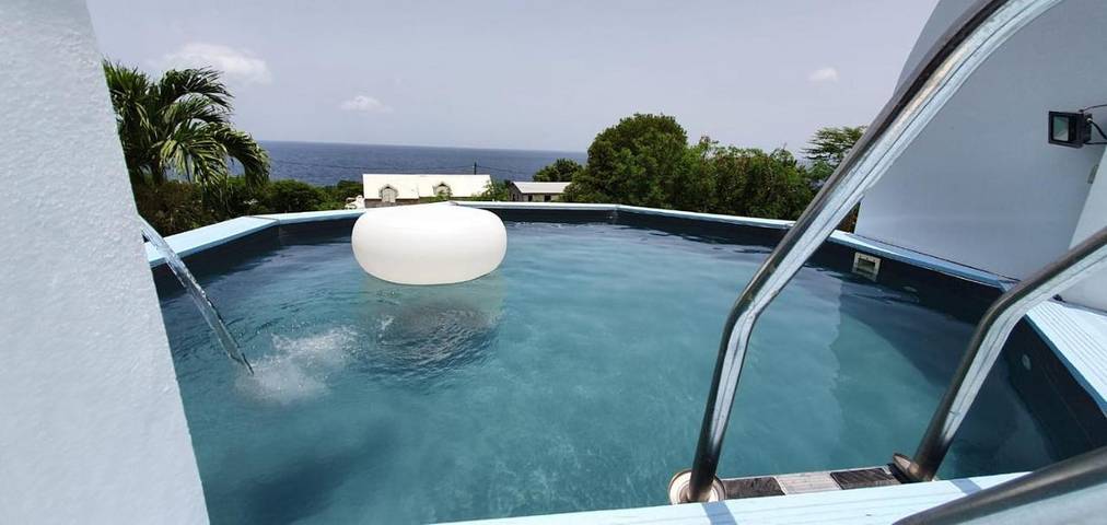 Maison de vacances pour 4 personnes, avec piscine ainsi que vue et jardin