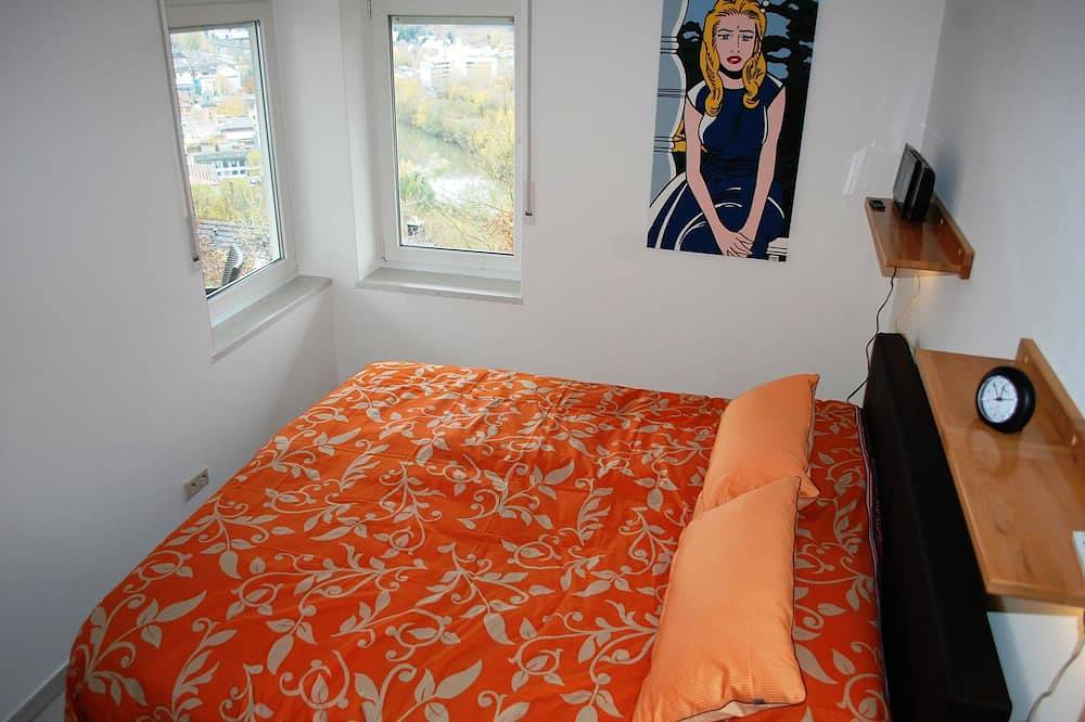 Ganze Wohnung, 4 Sterne Ferienwohnung für 2 Personen mit Panoramablick auf Bad Ems in Bad Ems, Lahn-Taunus