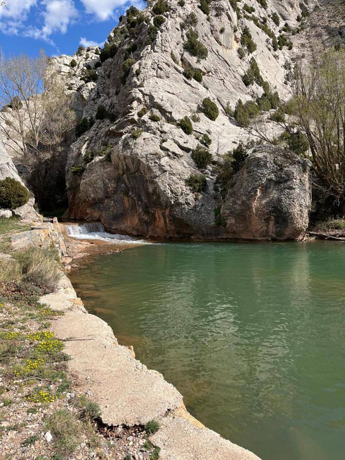Hostal para 4 personas, con vistas y terraza, Se admiten mascotas en Comarca de Teruel - 2