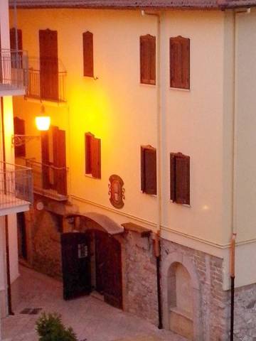 Gîte pour 3 personnes, avec vue et balcon à Fondi