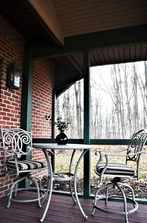 Lake House for 2 Guests in Pennsylvania, USA