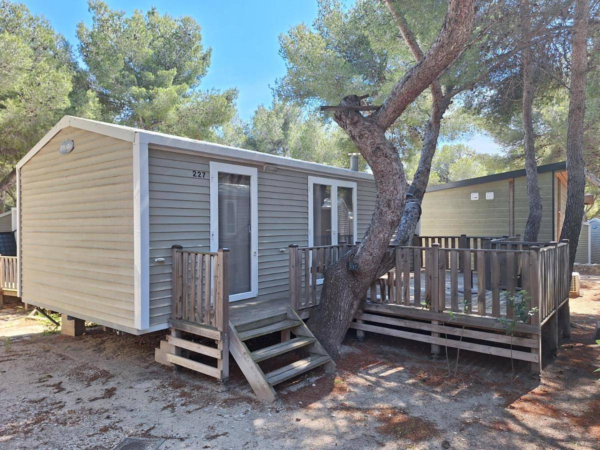 Camping Le Mas in Martigues, Côte méditerranéenne (France)