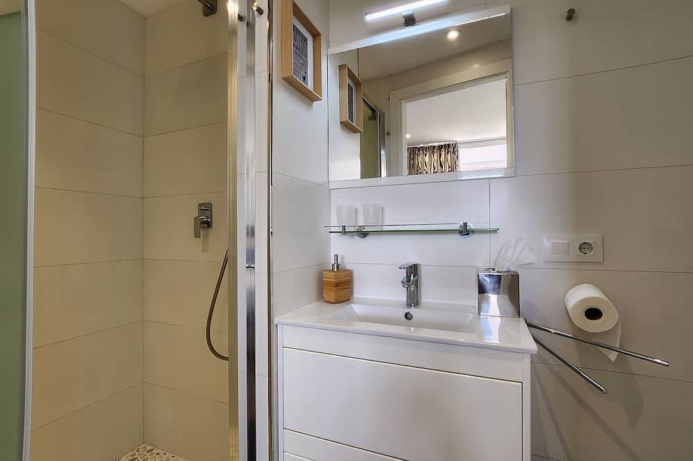 Ganze Wohnung, Appart 2 ou 4 Pers \"La Sérénité \" Accès Mer,climatisation, Piscine ,terrasse in Formentor, Pollença